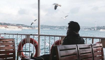 j9九游真人游戏第一平台🏆生涯第9个巡回赛冠军！弗里茨以6-3/7-6(0）击败兹韦列夫夺冠