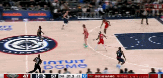 ag九游会亚洲真人第一品牌追着打！哈登反击顶翻奥利尼克 抛投出手命中带队保持优势