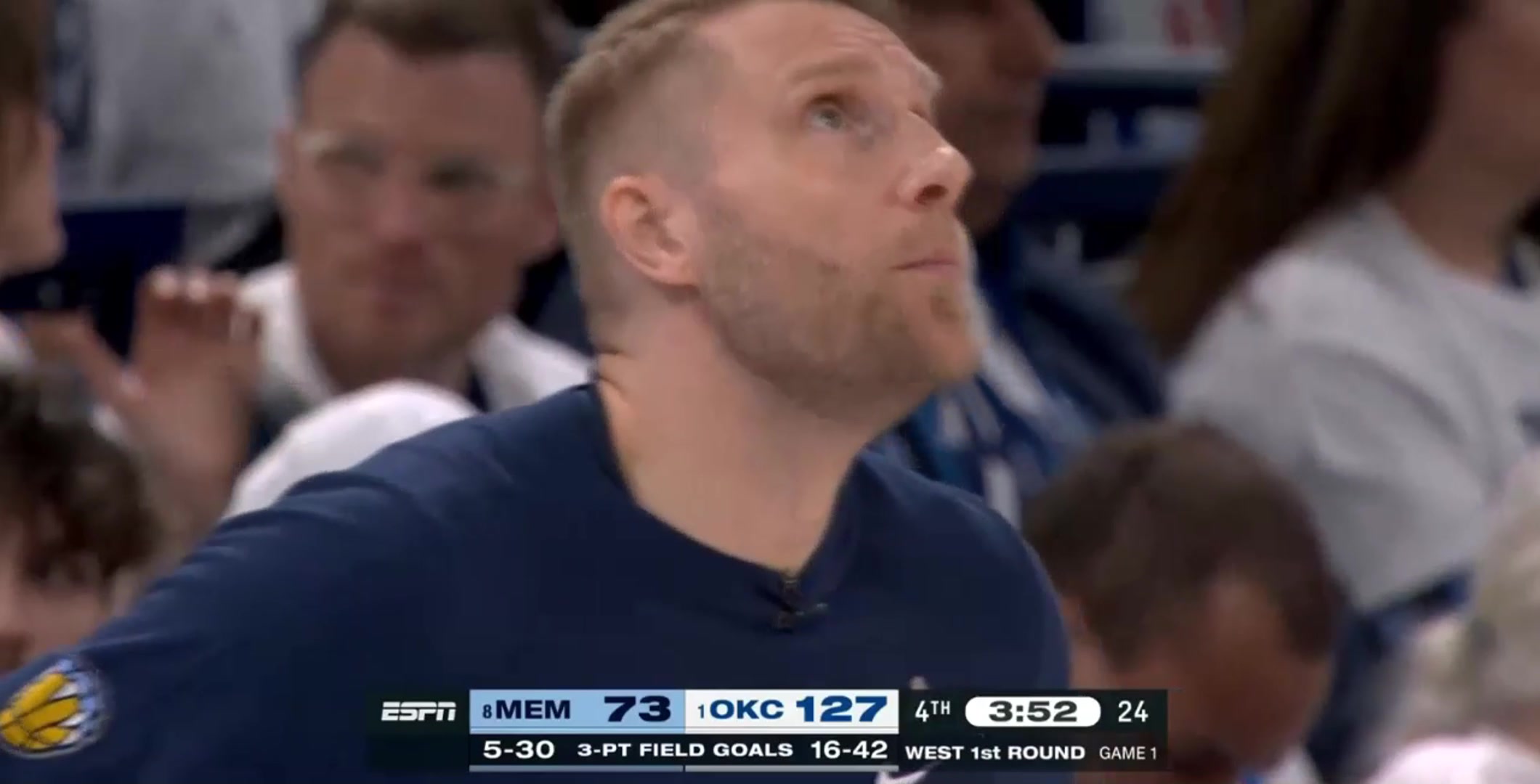 j9九游真人游戏第一品牌登录入口😅看到了什么？落后54分时 莫兰特突然笑了起来